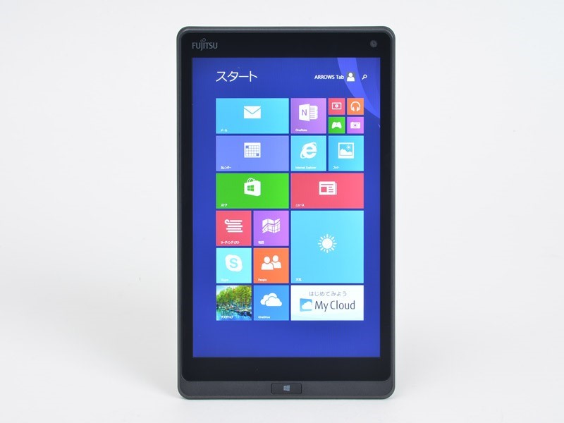 8型タブレット「ARROWS Tab QH33/S」。縦長の液晶画面には800×1,280ドットのタッチパネルが採用されている