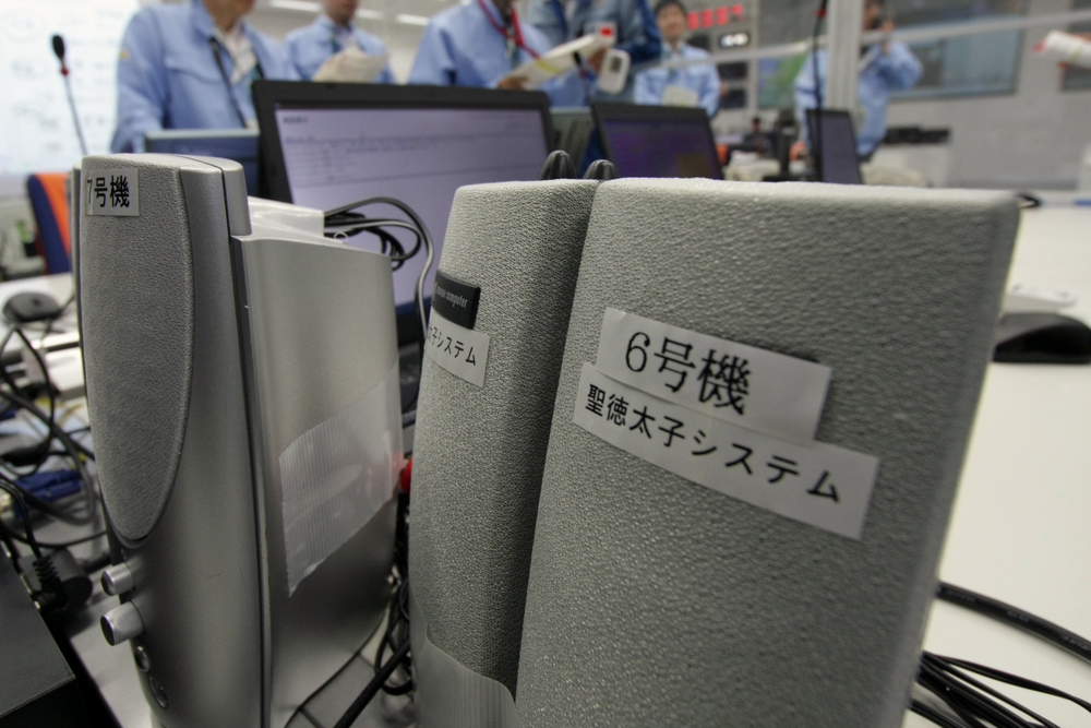 本部室に届いていない各テーブルのリアルタイムな情報は、「聖徳太子システム」で共有する