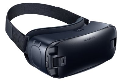VR」は外部USBポートでデータのやりとりが可能？ VR Watch