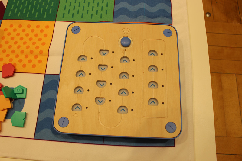 木製のコントロールパネル