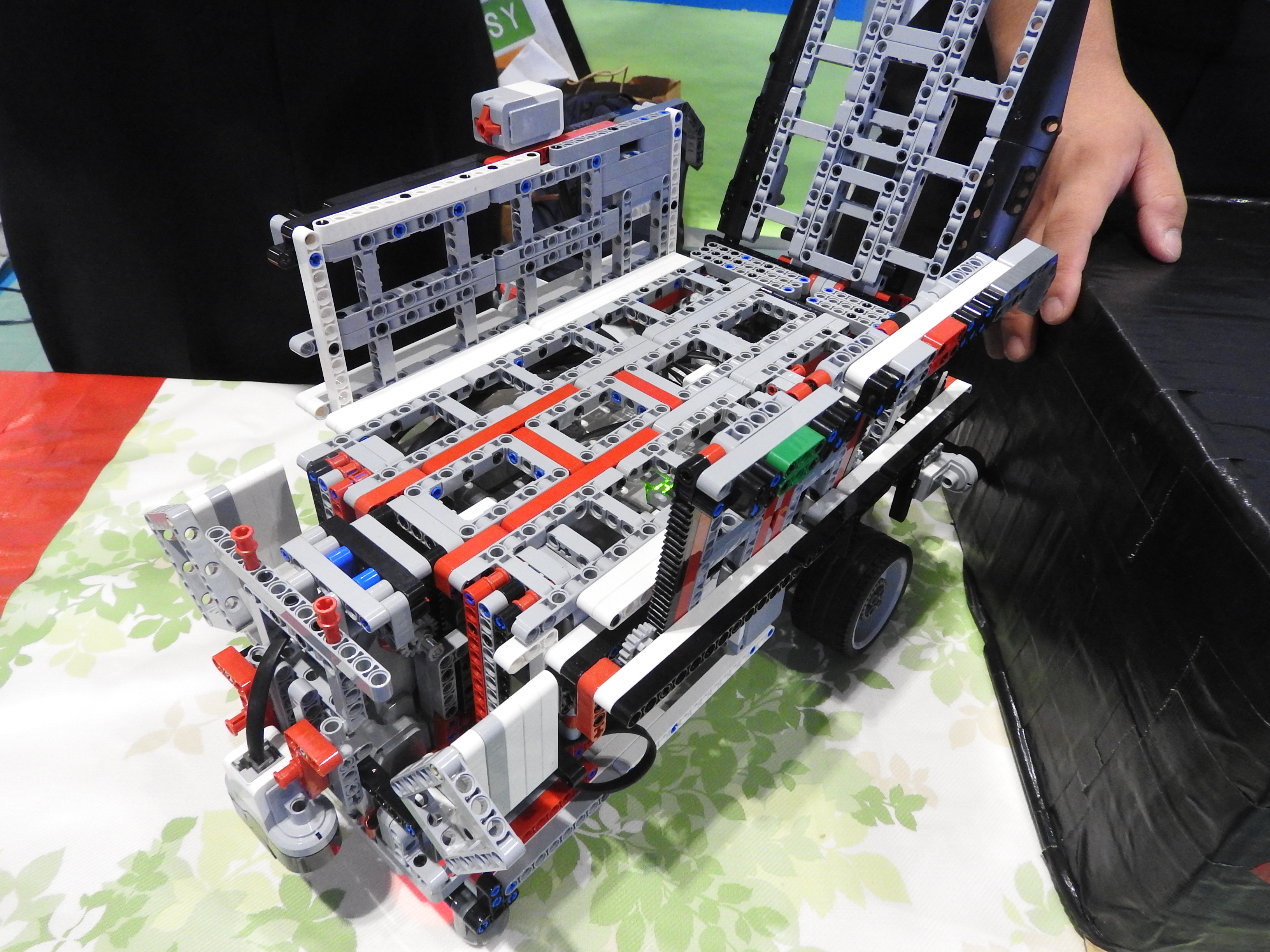 移乗ロボット「EASY-III」