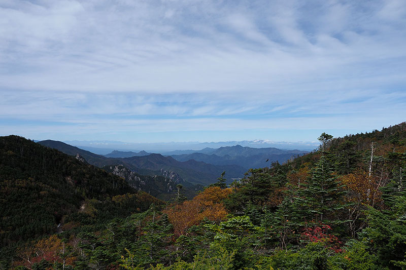 長野県方面を見ると北アルプスの山々も！