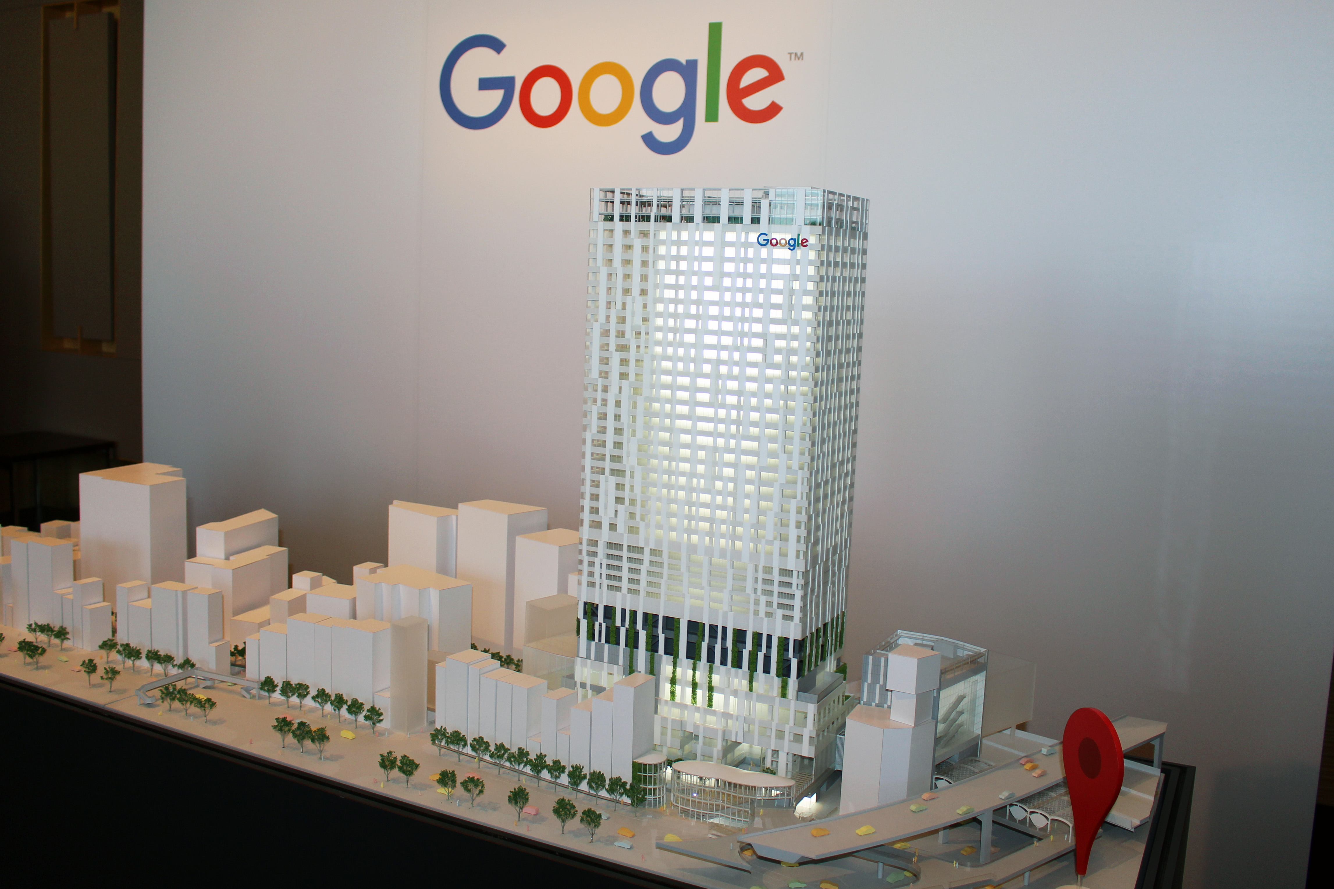 グーグル日本法人が2019年に移転する渋谷ストリームのジオラマ