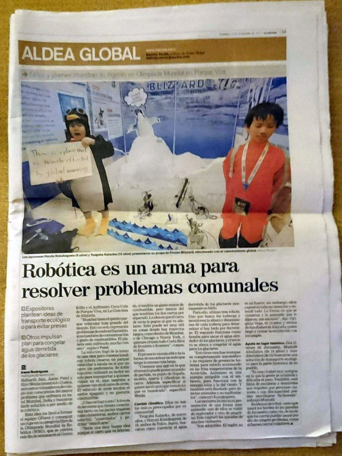 現地紙にも大々的に紹介された