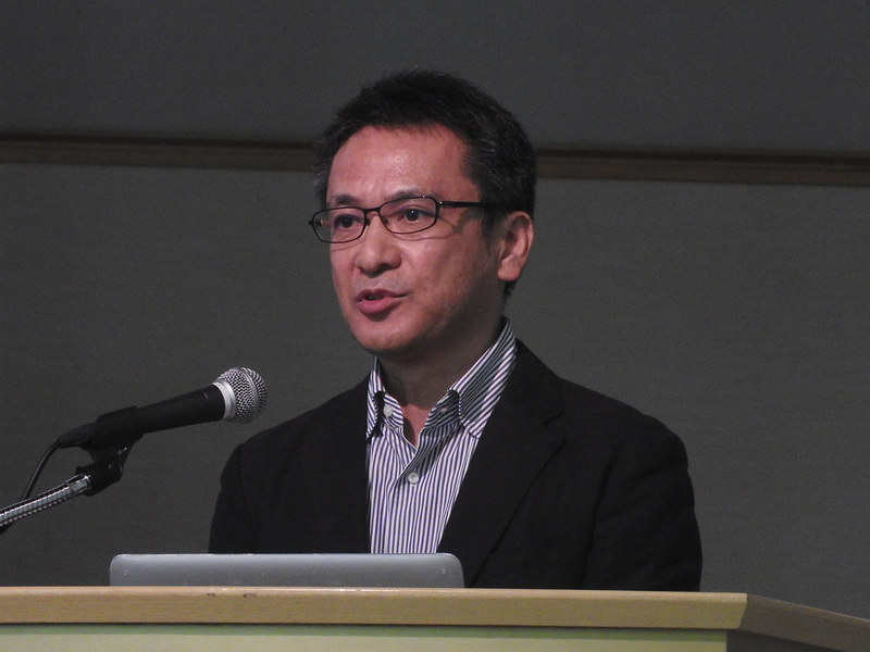 会場の提供などをした千代田区立麹町中学校校長の工藤勇一氏