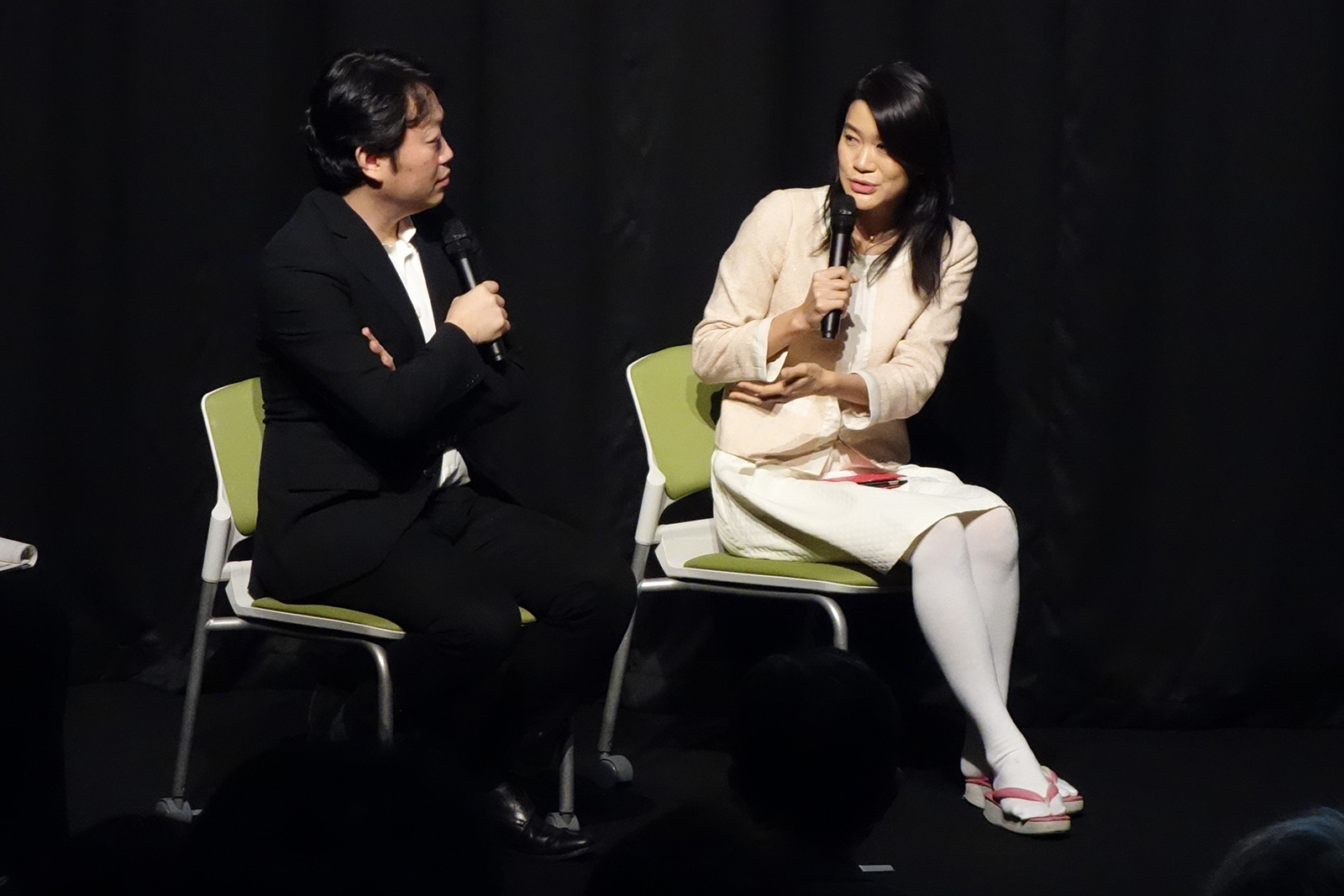 大会実行委員 清水亮氏、石戸奈々子氏