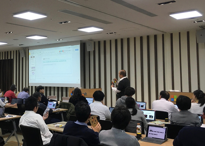 micro:bitを使ったライントレースカーのワークショップは来場者の関心も高く、多くの人が集まった