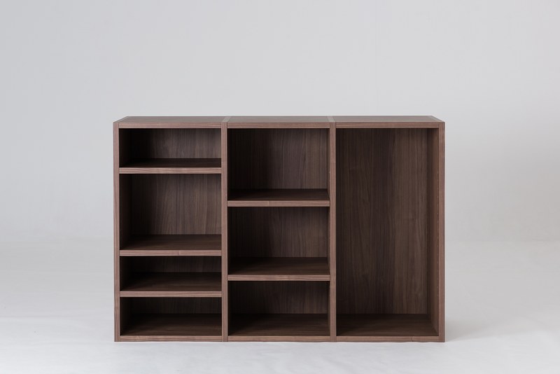第ニ弾商品「MAIN SHELF」。サイズ：高さ80cm×奥行き40cm×幅120cm