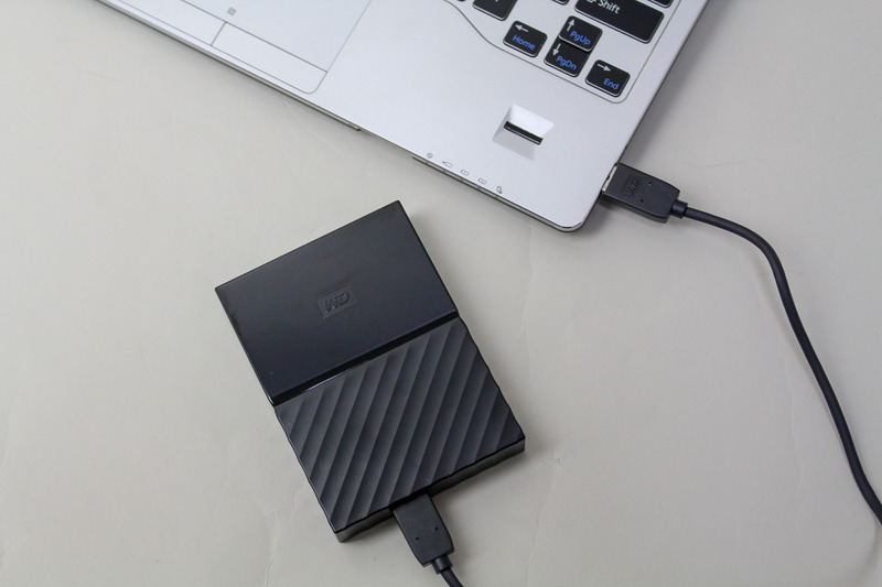 バスパワー駆動で外部電源いらず。USB接続するだけで使える