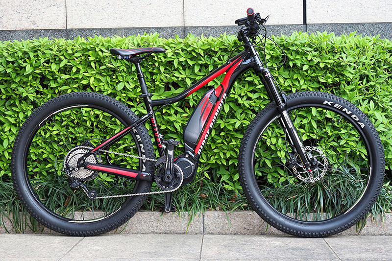 <a href="http://www.miyatabike.com/miyata/e-bike/" class="n" target="_blank">MIYATAの「RIDGE-RUNNER（リッジランナー）」</a>。本格MTBタイプのe-bikeです。メーカー税別価格は36万9000円。2018年4月下旬発売予定