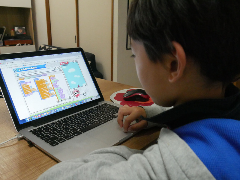 シューティングゲームのプログラムにトライ