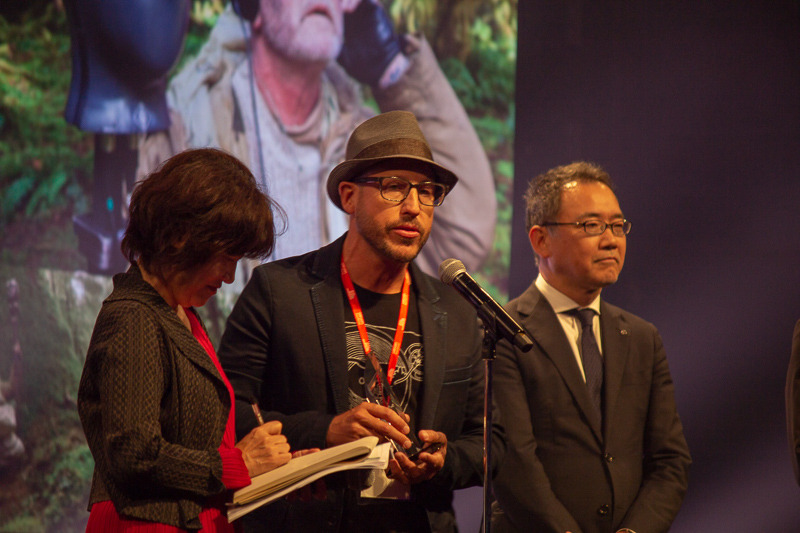 受賞にはサウンドデザインを担当したD .Chris Smith氏が登壇