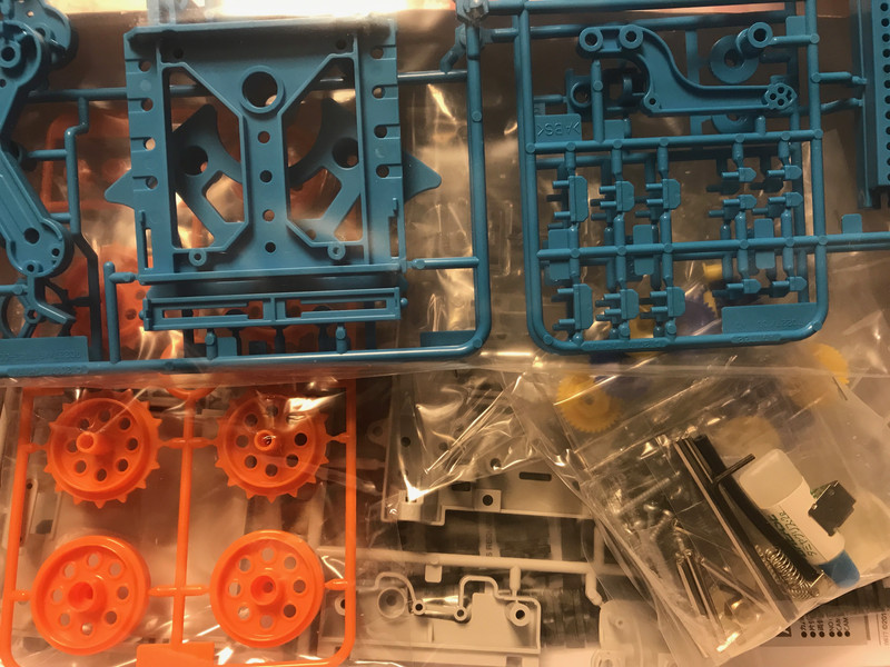 つい買ってしまったカムロボのパッケージの中身