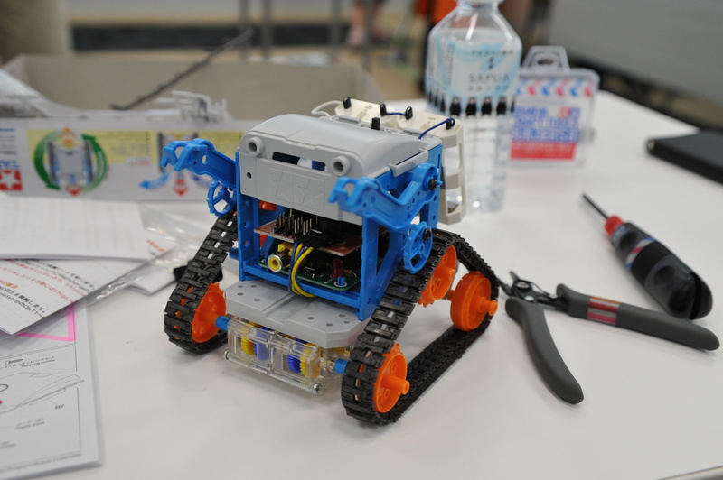 カムロボにIchigoJamとメープルシロップを搭載して接続する