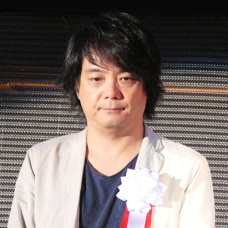 審査員は左から、株式会社レベルファイブ 代表取締役社長 日野晃博氏、NPO法人CANVAS 理事長 石戸奈々子氏、ファミ通App編集長 目黒輔氏