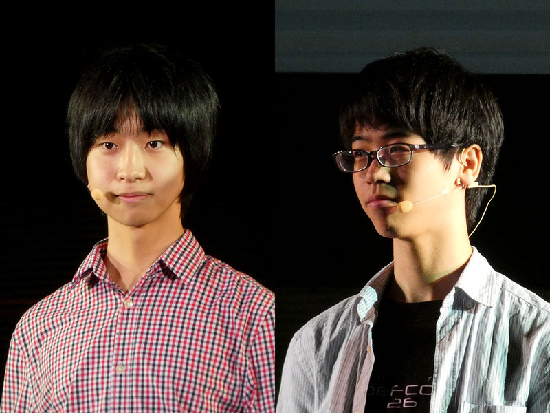 左から、趣味は競技プログラミングという浅野啓さん（高1）と、OS作りが趣味の田村来希さん（高2）、全く違う高校に通う2人はSNSで知り合ったという