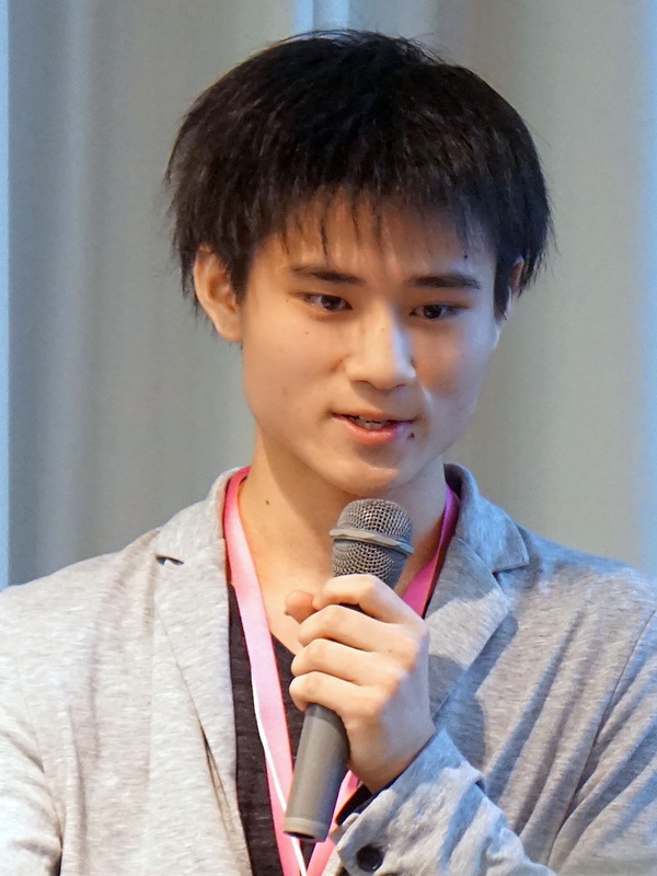 未踏ジュニアでは実際に16台のスマートフォンを用意して実証できたことが一番よかった。そもそも複数台のスマートフォンを充電して並べ、実証するまでの時間もかかったと開発時のエピソードを語ってくれた。浪川さんが発表した同システムは、総務省が実施する研究開発をプログラム「異能vation」において、最終選考も通過した