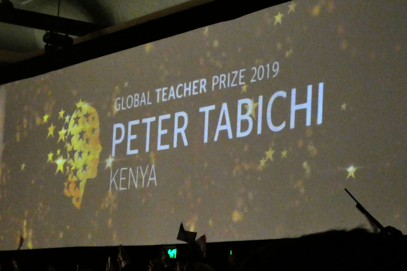 Global Teacher Prize 2019の優勝者は、ケニアのPeter Tabichi氏に決定した