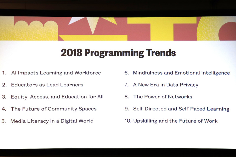 「人工知能」「データのプライバシー」「マインドフルネス」など2018年のプログラムのトレンドを紹介