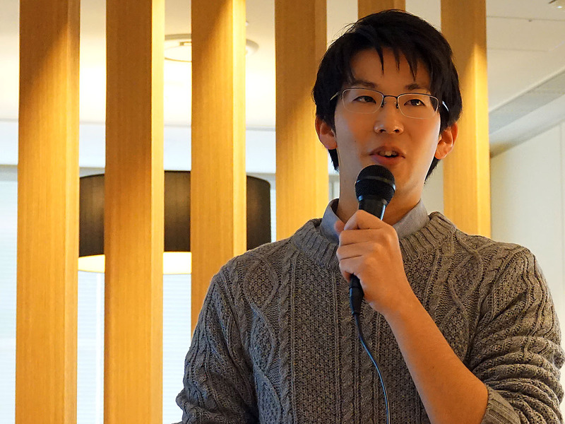 数学を受け持つ芦部洋一郎教諭（工学院大学附属中学高等学校）は、日本の生徒たちは数学が将来役に立たないと考える割合が高く、将来に対しても不安を持っていると問題提起。もっと数学が役に立つと実感できる方法はないのか。同教諭はエクセルを活用してディズニーリゾート入場者数を予測するモデルを作成するなど、実社会と結びついた数学の学習について発表した