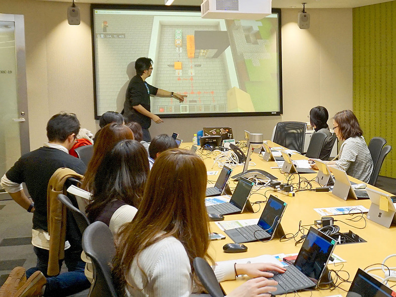 「Microsoft Education Day 2019」(主催：マイクロソフト認定教育イノベーター、企画：MIEE Talks@Admin、共催：日本マイクロソフト)で開催されたマインクラフトのワークショップ風景