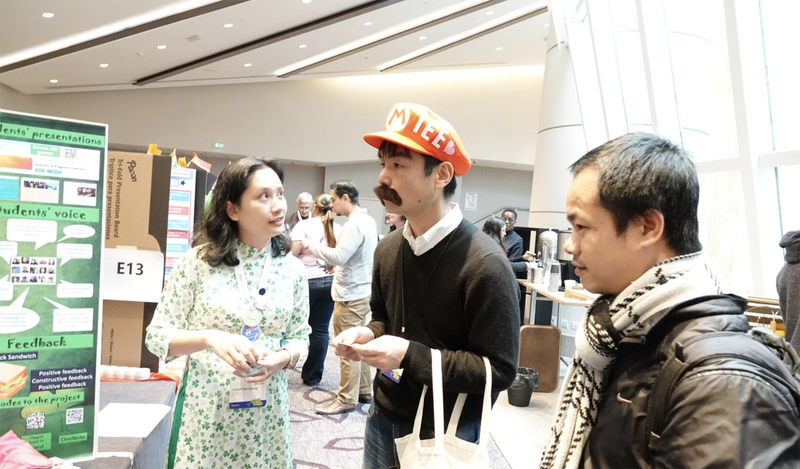 Learning Marketplaceでは、教育者同士が直接会話をしながら交流できる