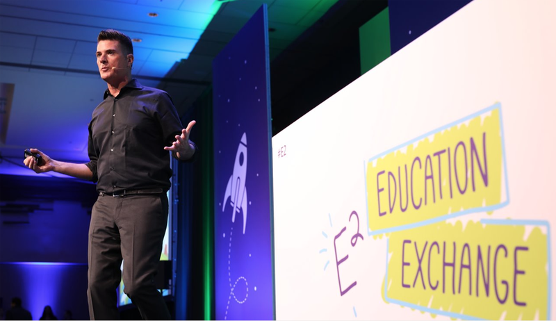 米マイクロソフト教育部門バイスプレジデント アンソニー・サルシト氏の講演では、研修会のテーマのひとつ「Change Makers」を強く訴え、教育現場に変革をもらす人を増やそうと伝えた