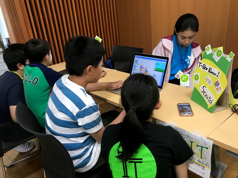 ワークショップコーナーもアットホームな雰囲気である