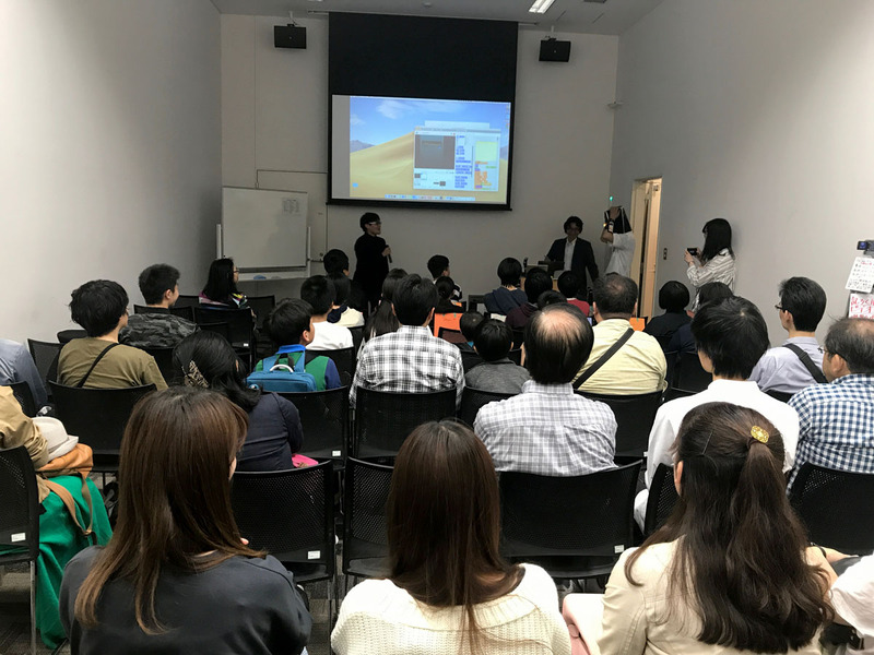 Show & Tell会場の様子