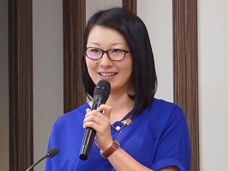 2018年にトップ50に入選した滋賀県立米原高等学校 教諭の堀尾美央氏。同校の英語コースを担当。グローバルティーチャー賞には、海外の先生から勧められて応募したとのこと