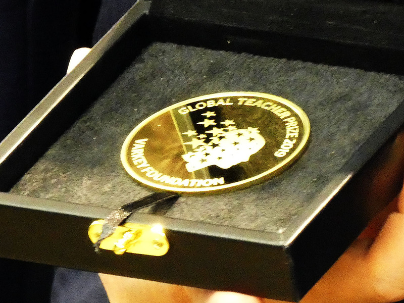 今後もこのメダルを手にする日本の教育者が増えていくことを期待したい