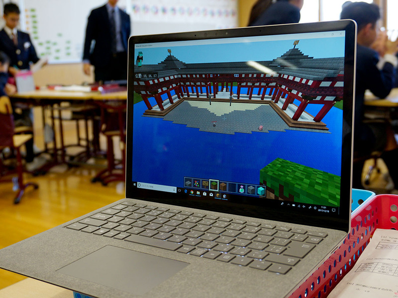 児童たちが教育版マインクラフトで作成した平等院鳳凰堂