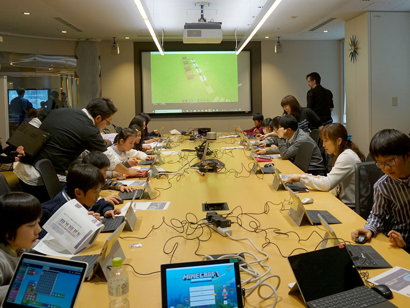 2019年2月に開催された「Microsoft Education Day 2019」、山口教諭が担当した教育版マインクラフトをワークショップの様子