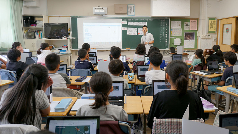 町田第三小の5年生がChromebookでAI画像認識プログラミングに取り組んだ