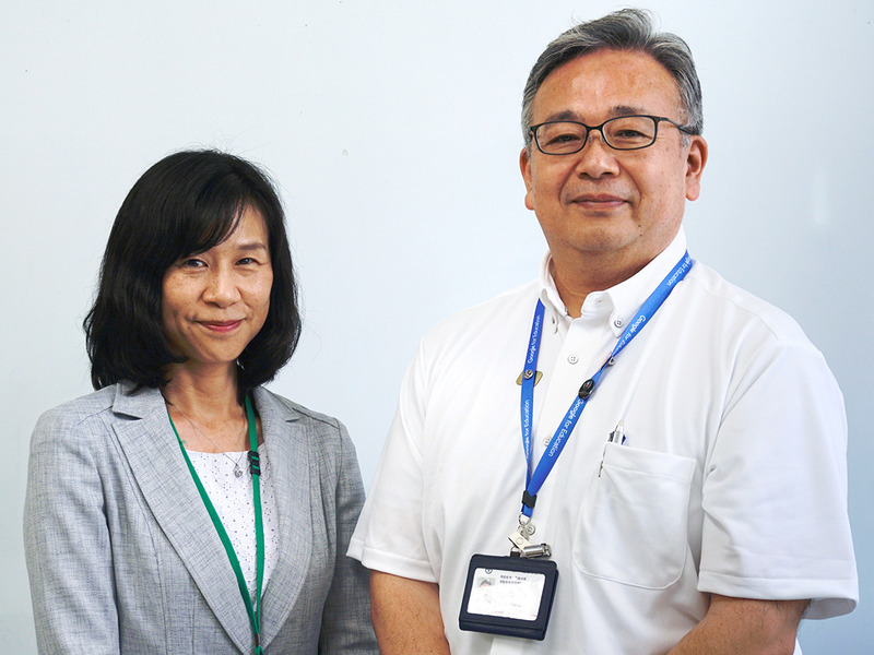 左から、町田第三小学校 野末直美校長、町田市教育委員会 学校教育部指導課指導室長 金木圭一氏