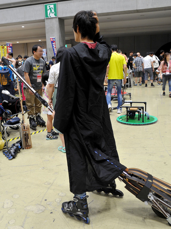 まるで、ハリーポッターの世界に出てくる「ほうき」は、できれば体験してみたかった