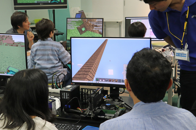 「ブロックを100個を自動で置いてタワーを作る」といったミッションもクリア