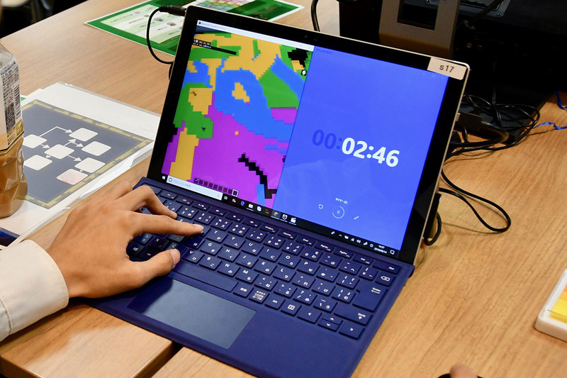 制限時間内に多くを塗りつぶしたプレイヤーが勝ちとなる（撮影：郷野翔太朗さん）