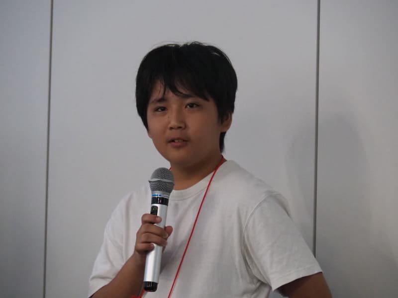 「げきむずクレーンゲーム」の作者、白川瑛士さん（小5）