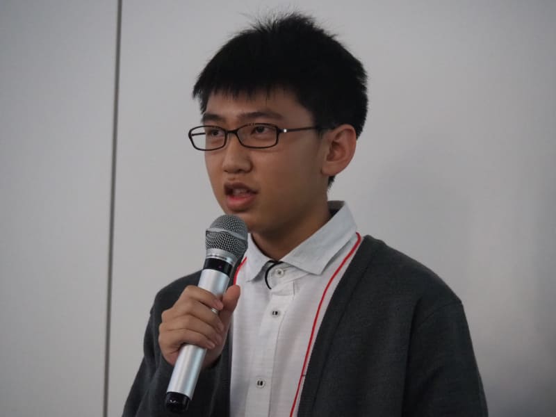 「ぺんき屋さん／PAINT!」の作者、荒島拓仁さん（中3）