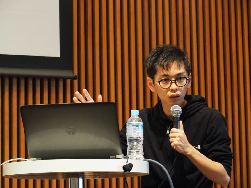 モデレータをつとめたNPO法人みんなのコード 代表理事 利根川裕太氏