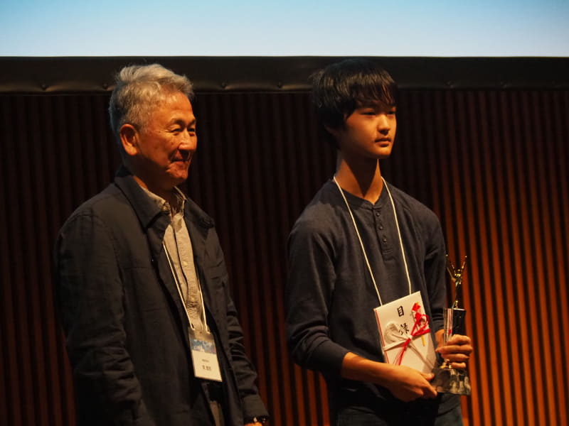 上原さんは、「C++が扱いにくかった」ことから独自プログラミング言語Blawnを開発して応募したという