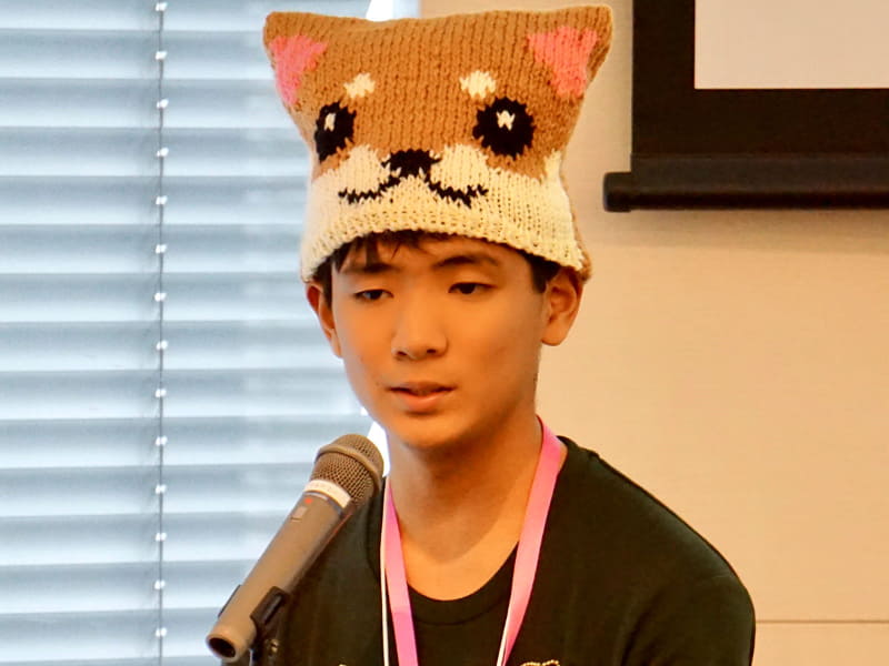 武田さんのプレゼンでは、実際に「編模様（あもーよ）」を使って作成した作品も披露した