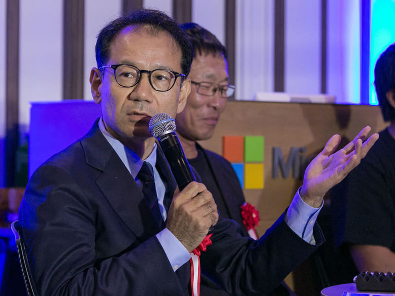 「マインクラフトはアクティブラーニングであり、総合学習」と語る鈴木氏