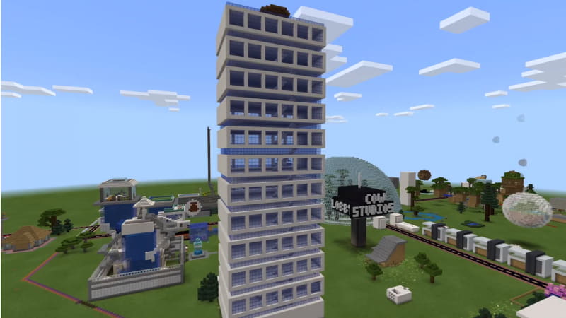 メンバーが日本とシンガポールで離れていたため、サーバーを立てて協働作業できる環境を築いたという