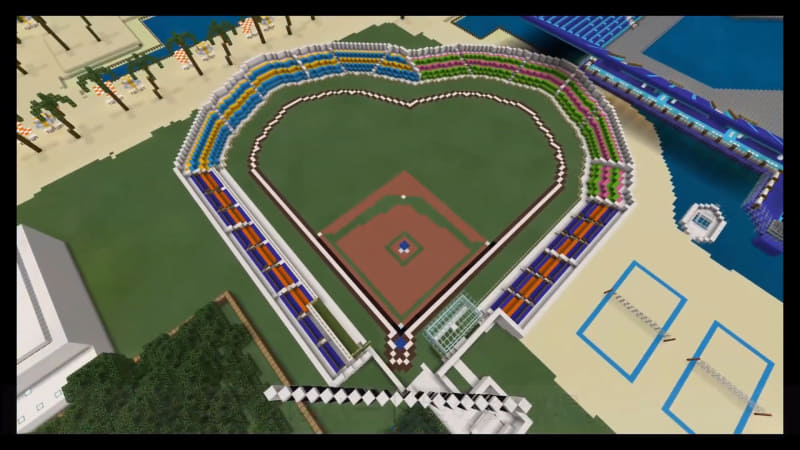 メンバーに野球好きが多く、野球への愛をハート型の野球場で表現したという
