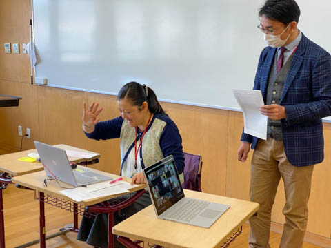 画像は<a href="http://www.ritsumei.ac.jp/primary/" class="n" target="_blank">立命館小学校 公式サイト</a>のオンライン学習紹介記事より