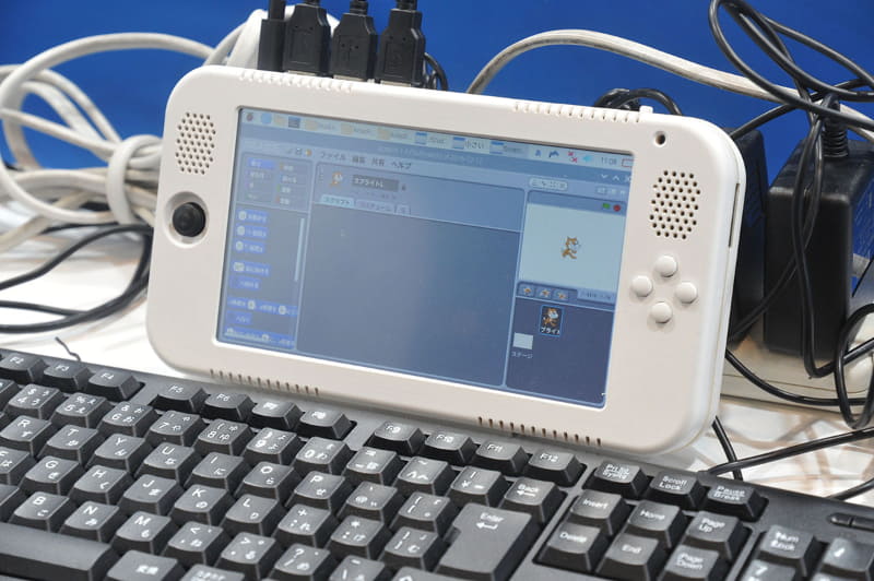 eduコンでは、Scratch1.4他がデモされていた