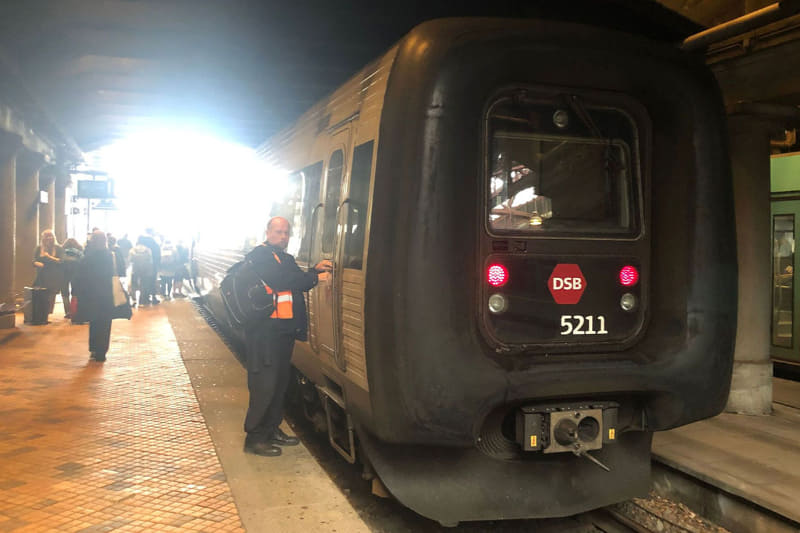 「Side by Side」の着想を異国の地の鉄道で得るとは、このときは思いもしなかった