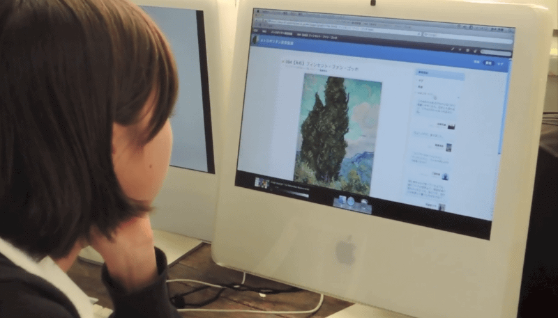 出来上がった原稿は、友達と共有して、互いにコメントを書き込みながら推敲